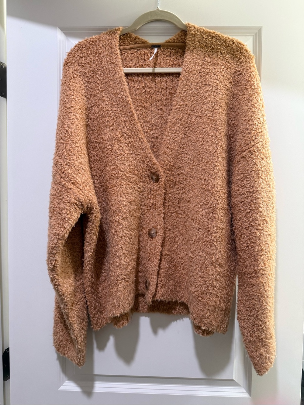 Free People Heather Cardi
Butterum